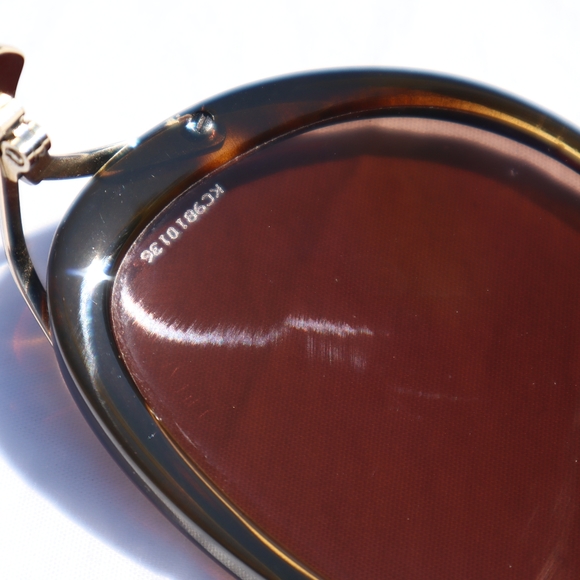 ☆SOLD☆ CHANEL Cat Eye Sunglasses - Picture 5 of 12